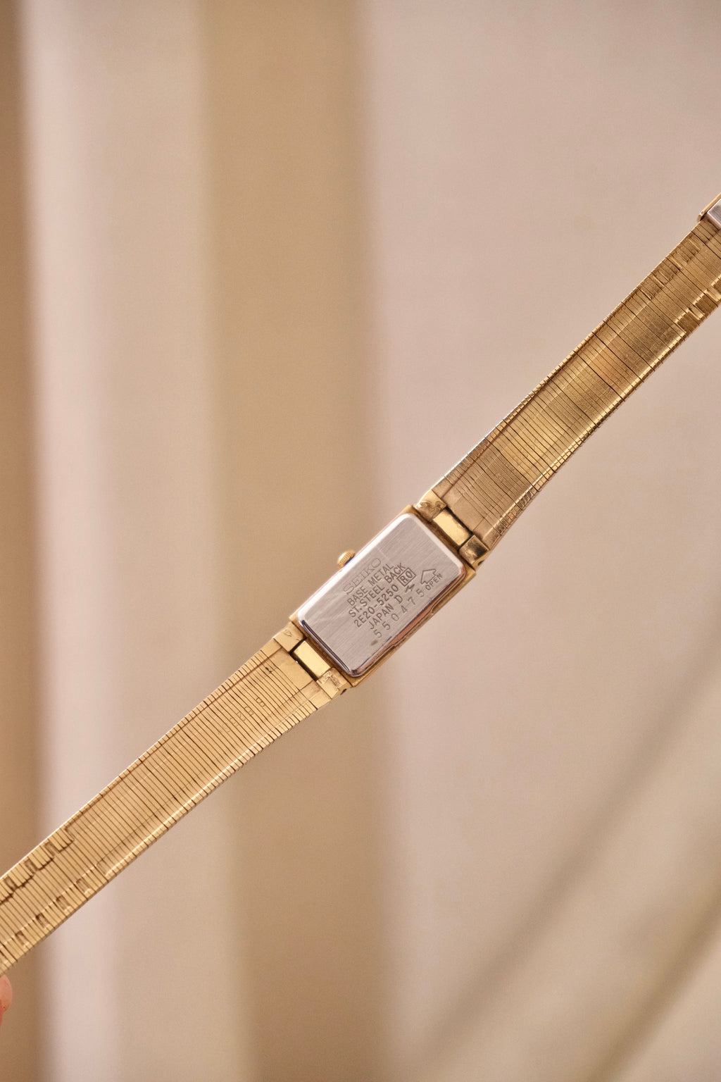 90s Vintage Rectangular Tank Style Seiko Gold Watch Working