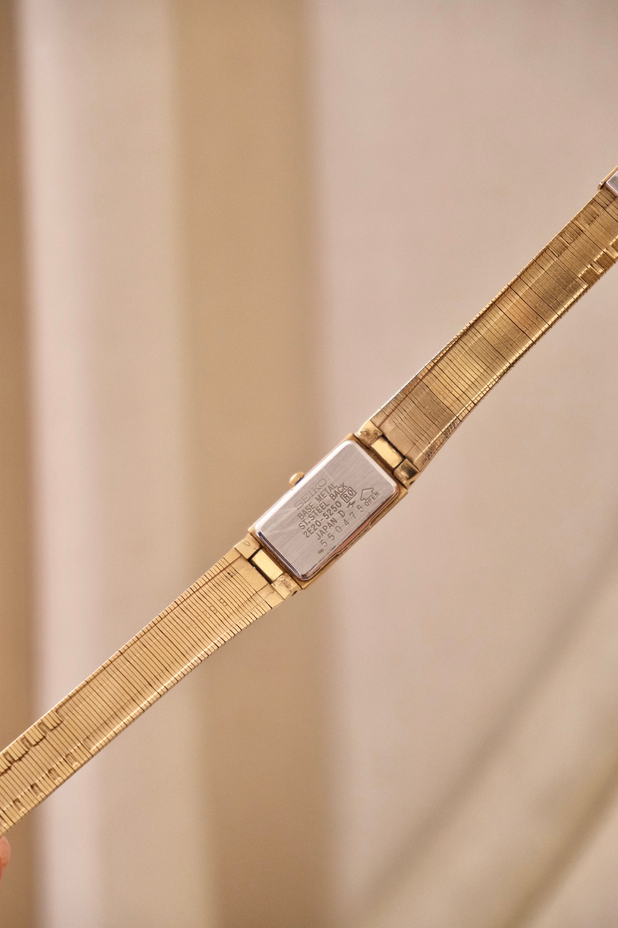 90s Vintage Rectangular Tank Style Seiko Gold Watch Working
