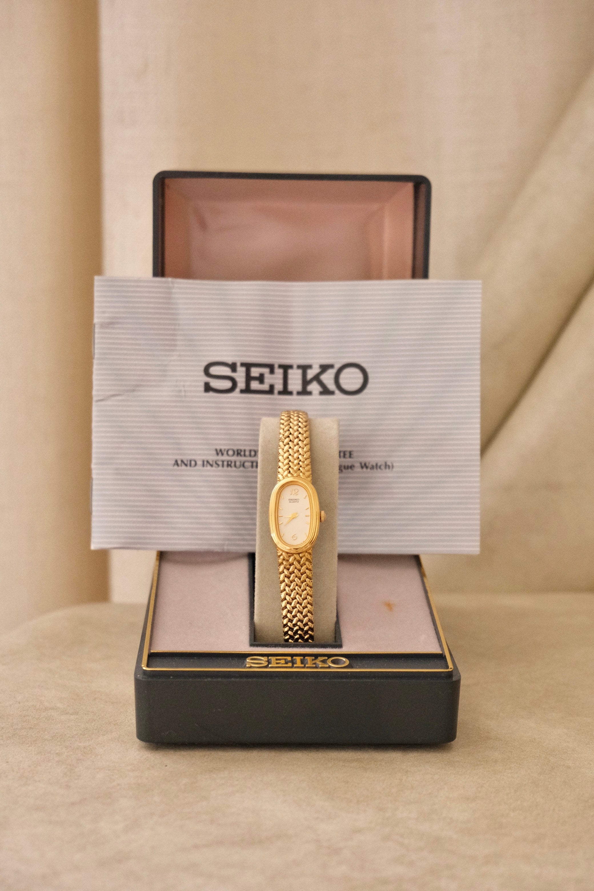 1980s/90s Near Mint Ladies Gold Dainty Seiko Watch in Box