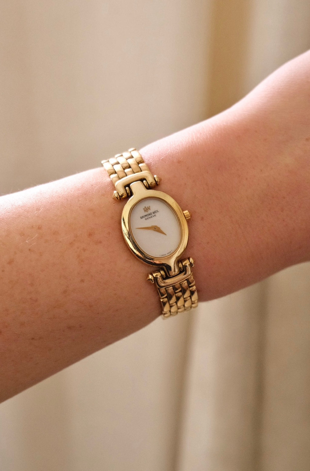 Rare vintage 18k gold plated white dial Raymond Weil watch working