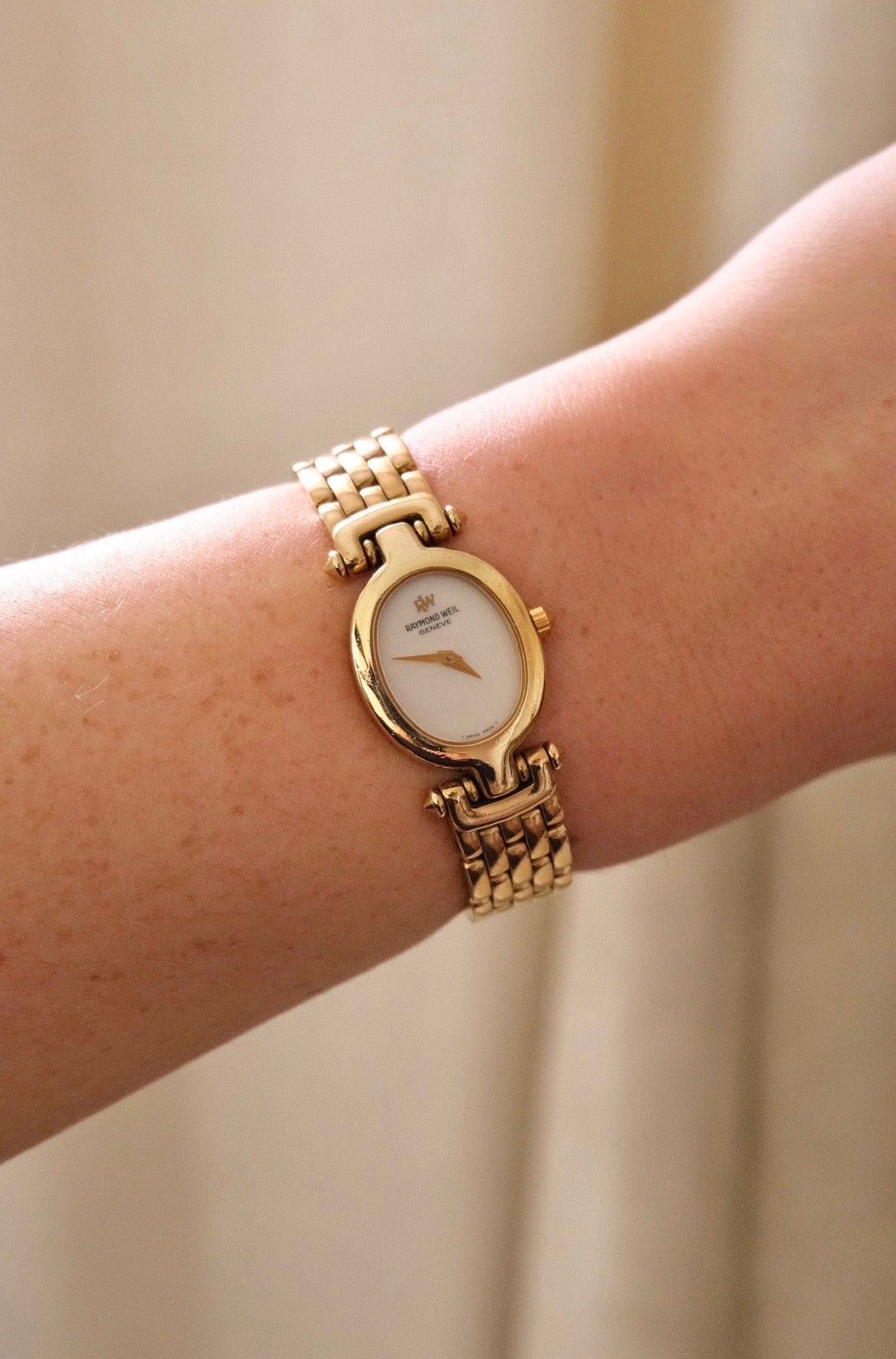 Rare vintage 18k gold plated white dial Raymond Weil watch working