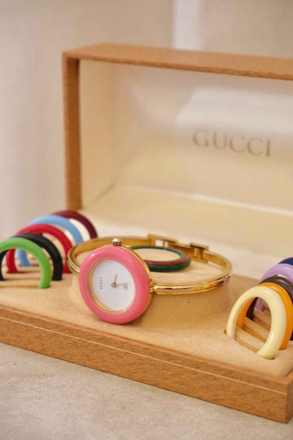 RARE Vintage Gucci Interchangeable Bezel Watch FULL SET with Box