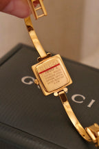 Near Mint Rare Vintage Ladies 1900L Gold Bangle Gucci Watch In Box