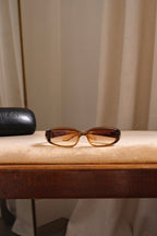 Vintage Gucci Ladies Tortoise Shell Gradient Lens Eyewear Sunglasses with Case