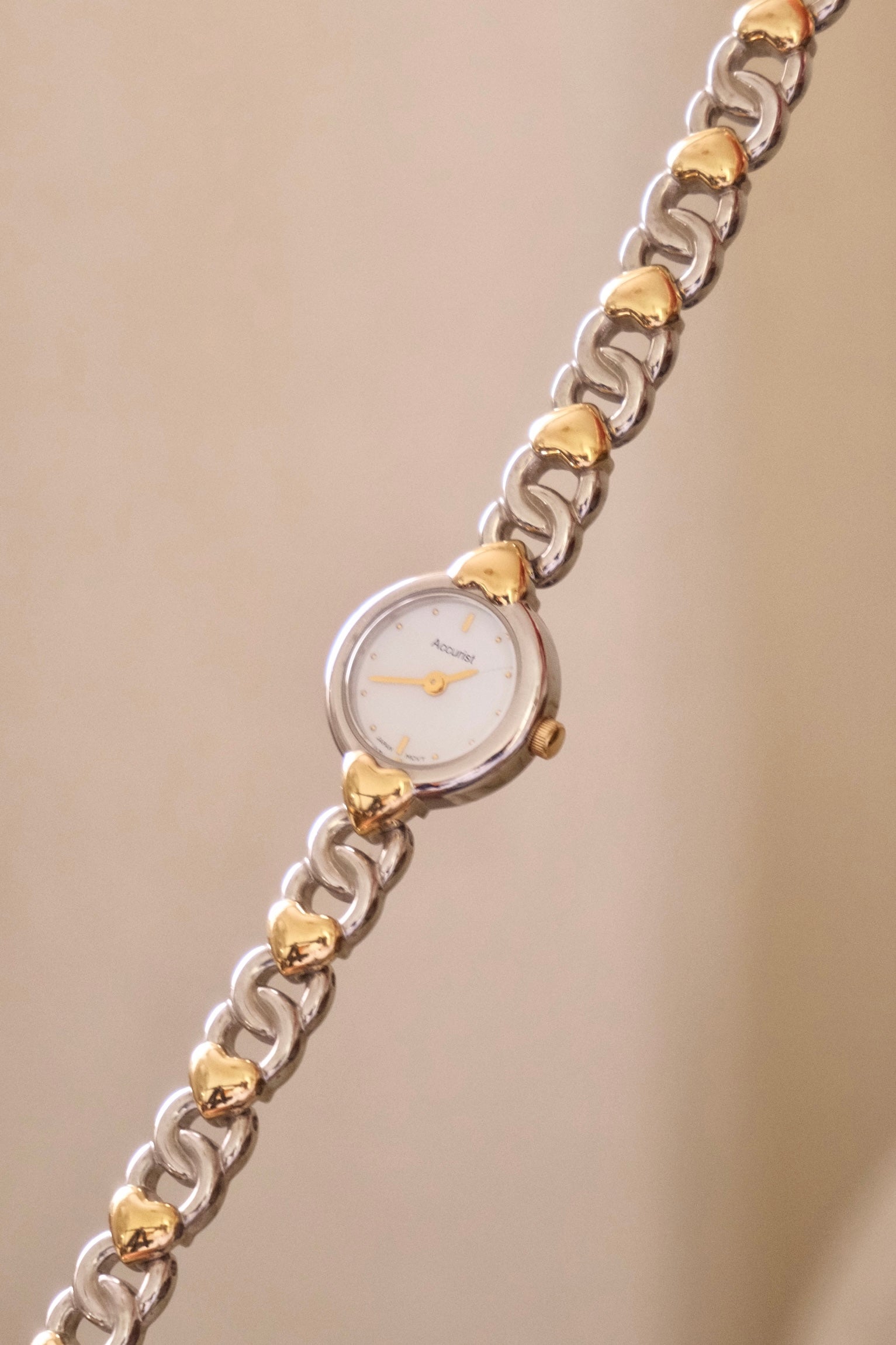 Sweet Vintage Ladies Accurist Two Tone Heart Watch Working