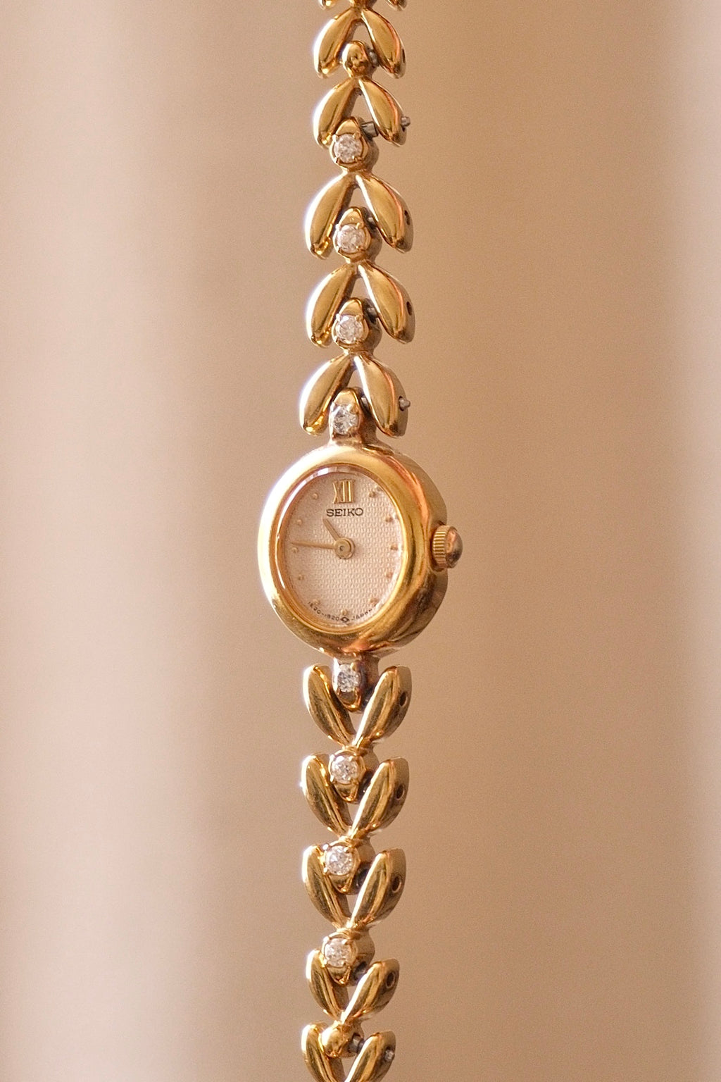 Very Rare 90s Gold-Plated Seiko Jewellery Quartz Watch with Tiny Oval