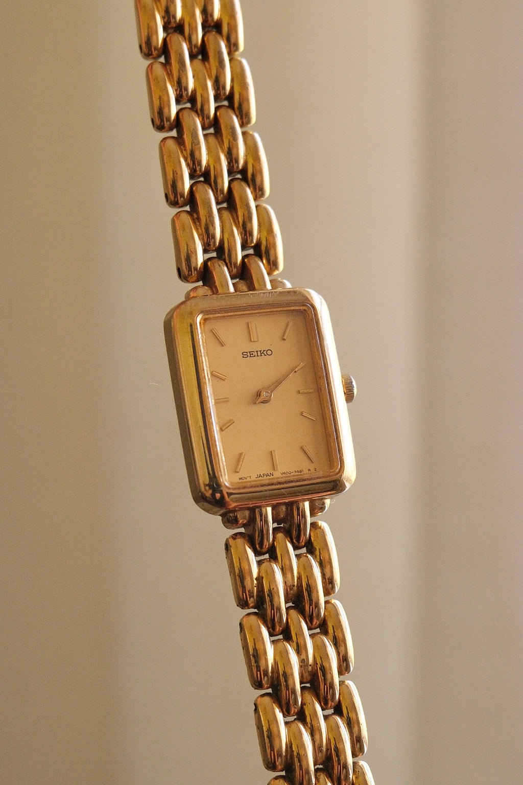 Vintage Ladies Seiko V400-6160  Quartz Watch, Gold Plated Link Bracelet Tank Style