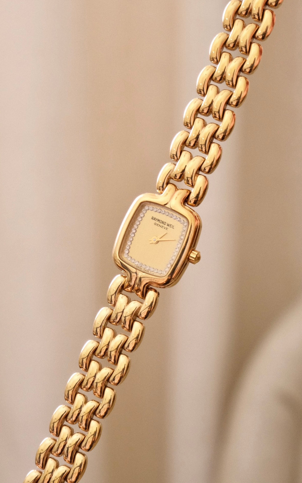 Rare vintage 18k gold plated champagne dial Raymond Weil  watch working