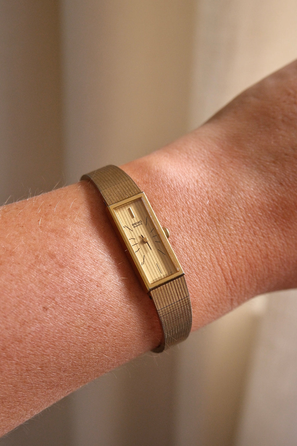 90s Seiko Tank Slim Gold Ladies Watch Auto Quartz