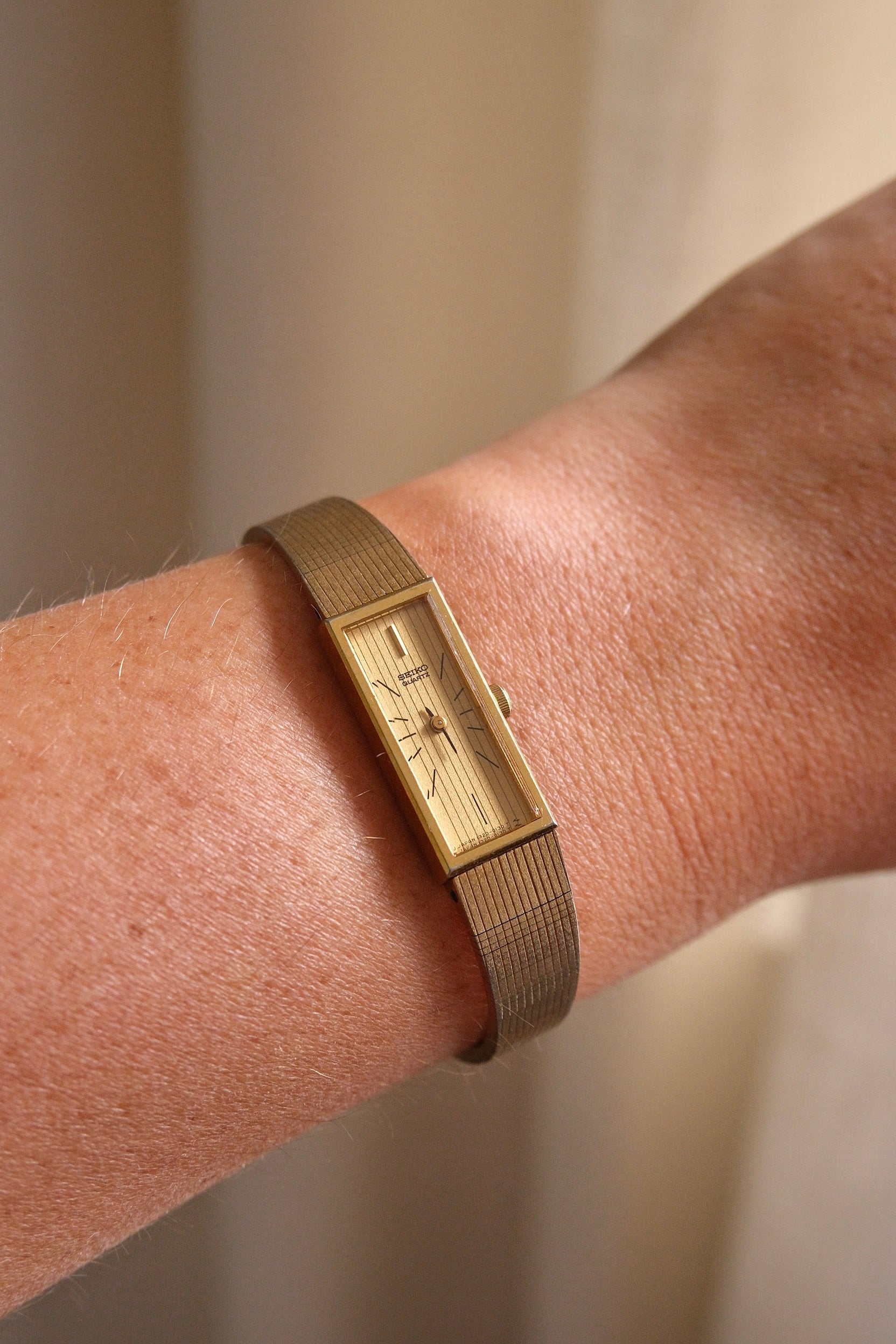 90s Seiko Tank Slim Gold Ladies Watch Auto Quartz