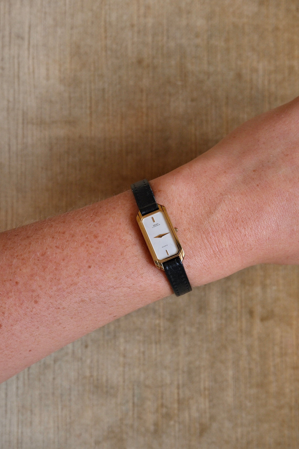 Rare Petite 90s Ladies Gold Silm Seiko Lassale Leather Watch