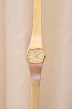 Vintage 90s Gold Ladies Seiko Watch with Textured Bracelet Strap Working