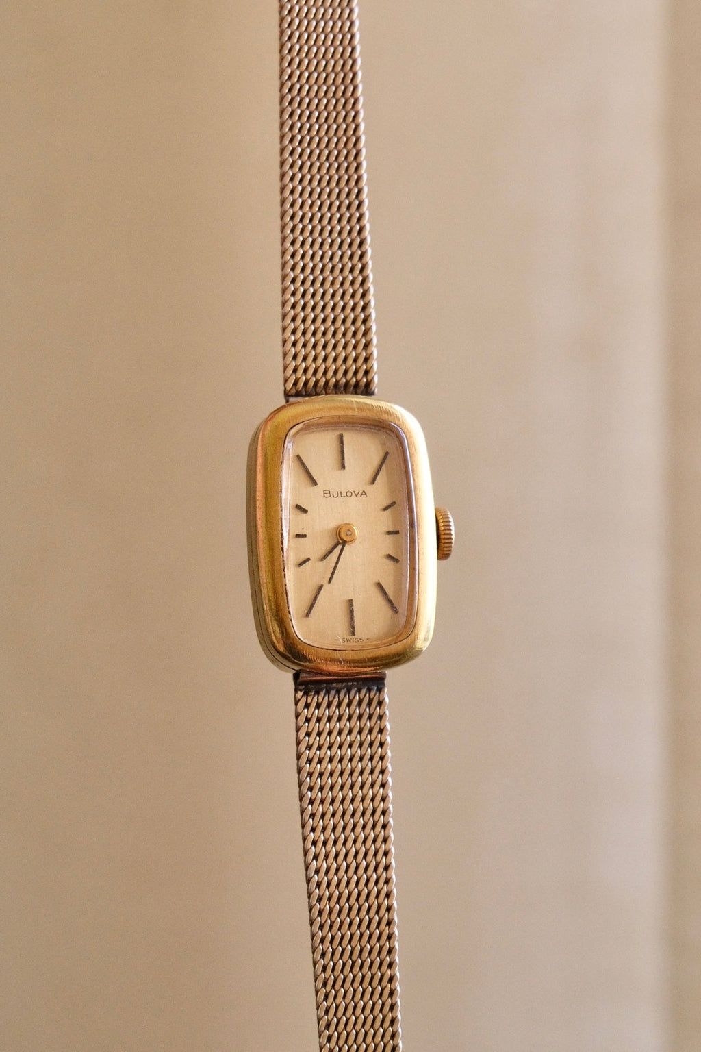 Vintage Bulova Ladies Watch 1950s Gold Plated Rectangular Swiss Manual Wind Mesh Bracelet