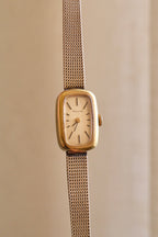 Vintage Bulova Ladies Watch 1950s Gold Plated Rectangular Swiss Manual Wind Mesh Bracelet