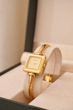 Rare Vintage Ladies 1900L Gold Bangle Gucci Watch In Box