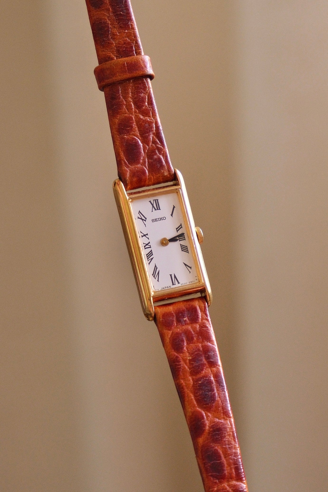 Rare 90s Slim & Petite Gold Tank Style Seiko Watch Roman Numerals on Leather Strap Working