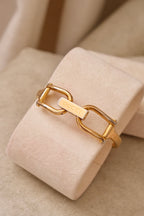 Vintage Gucci 1500L Gold Bangle Watch with White Dial, 90s Quartz