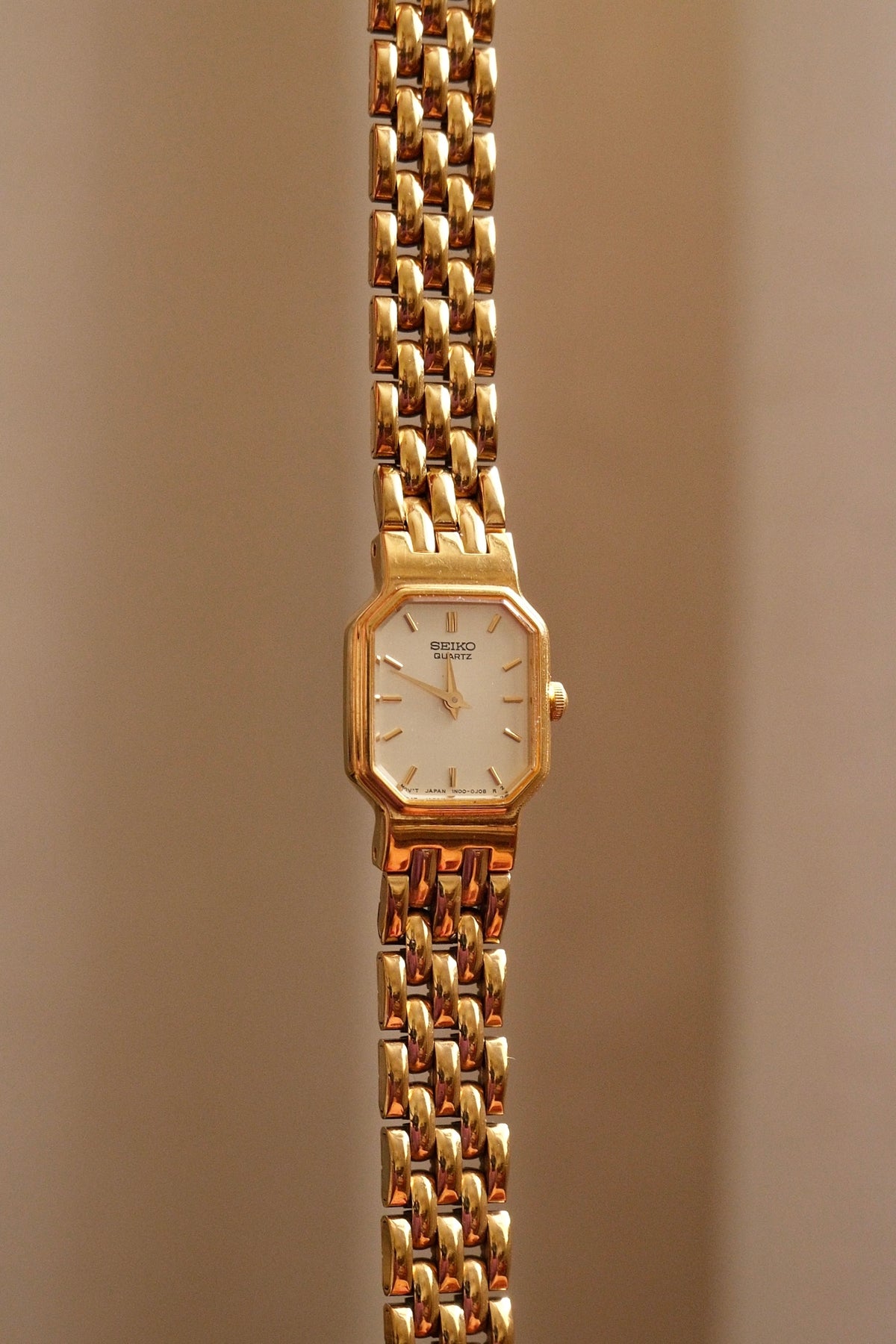 90s Ladies Petite Gold Seiko Quartz Watch