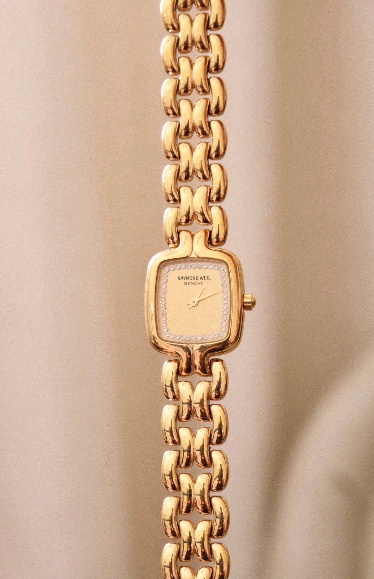 Rare vintage 18k gold plated champagne dial Raymond Weil  watch working
