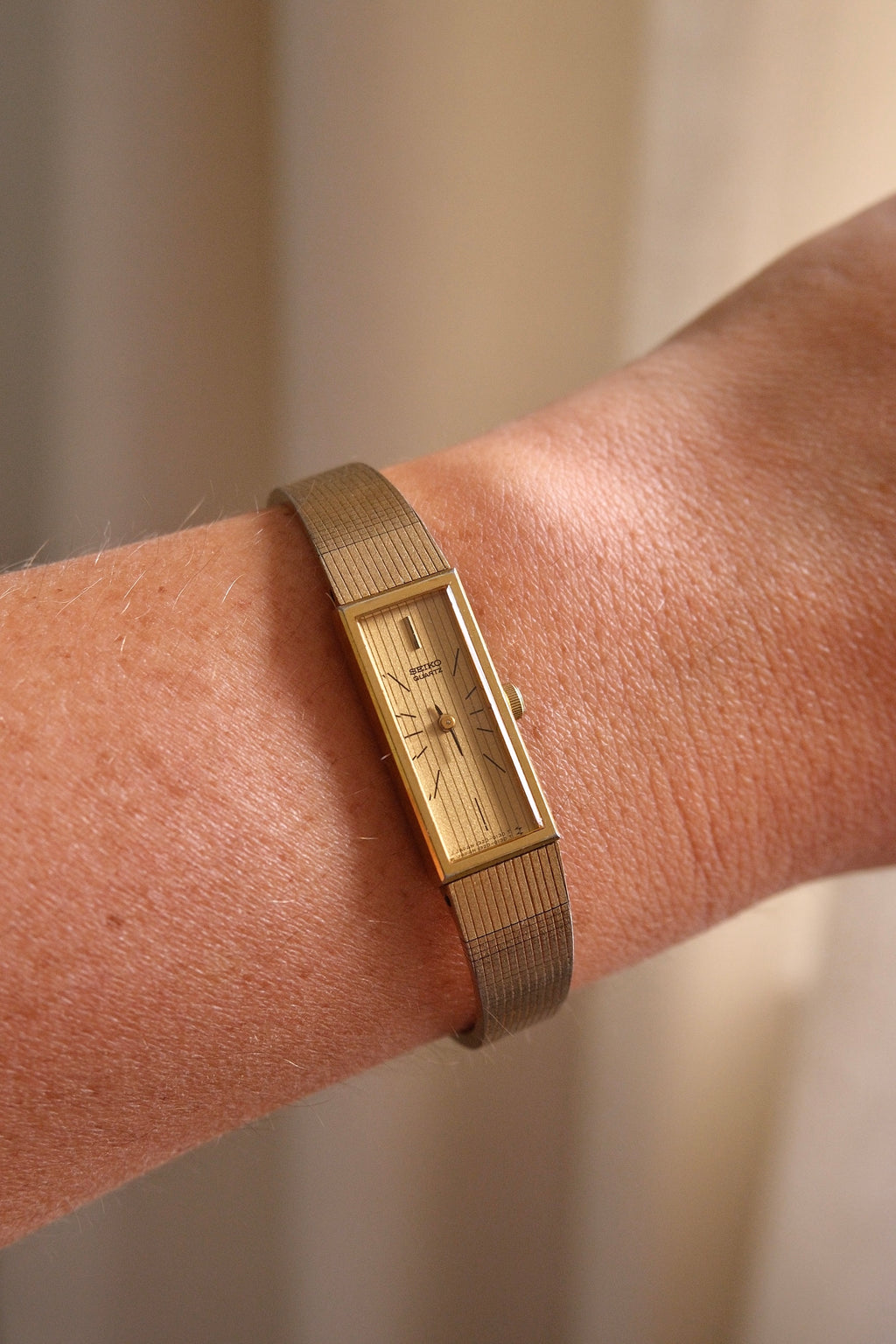 90s Seiko Tank Slim Gold Ladies Watch Auto Quartz