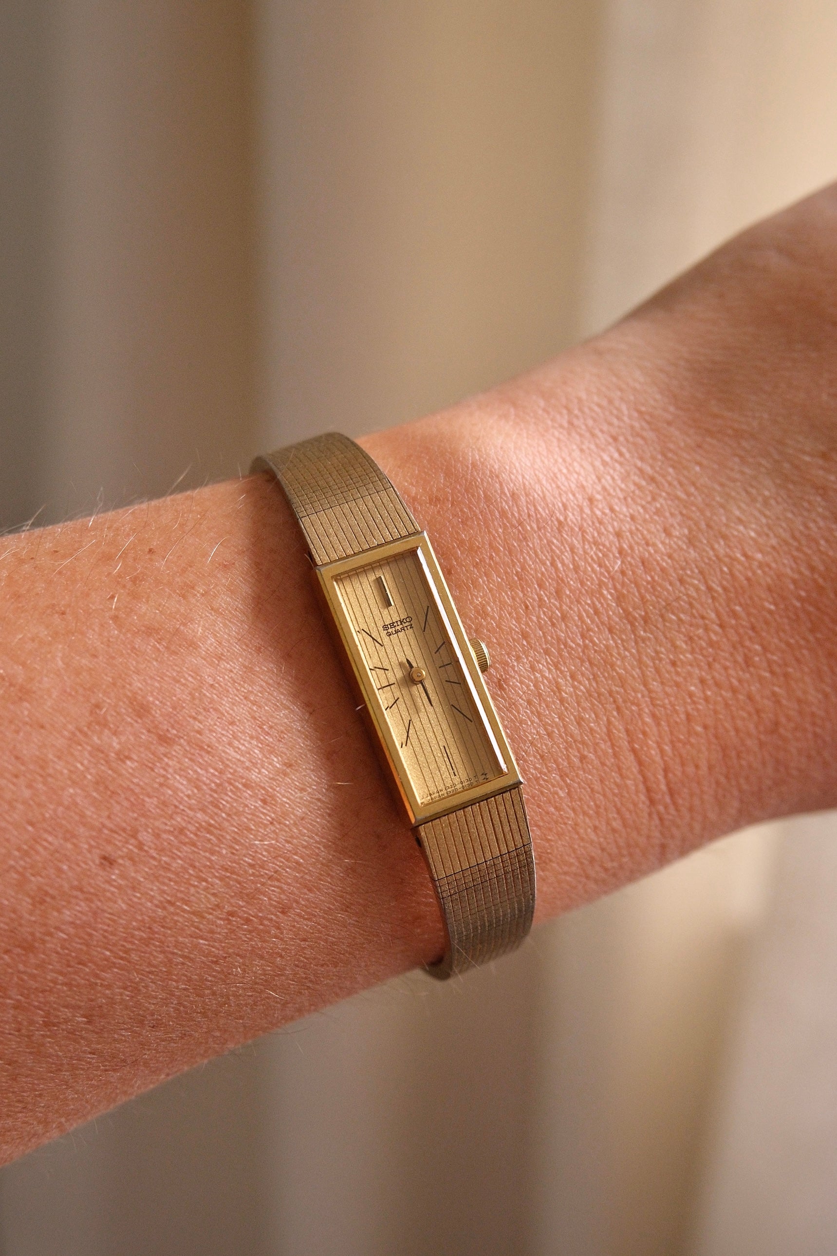 90s Seiko Tank Slim Gold Ladies Watch Auto Quartz
