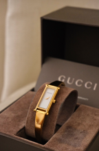 Vintage Ladies 1500L Gold Horsebit Gucci Watch in Box Working