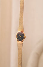 Vintage ladies black dial Accurist gold watch working