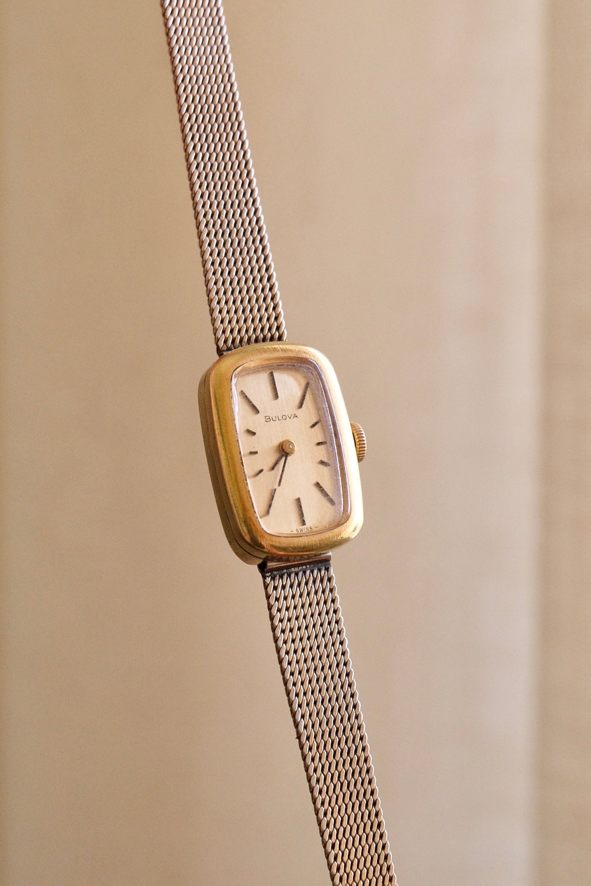 Vintage Bulova Ladies Watch 1950s Gold Plated Rectangular Swiss Manual Wind Mesh Bracelet