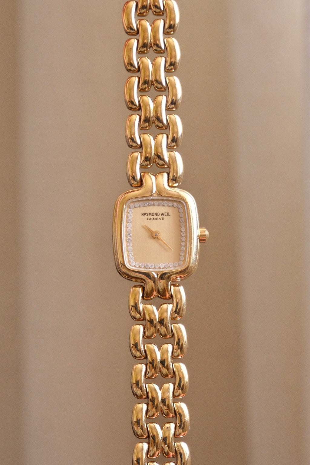 Rare vintage 18k gold plated champagne dial Raymond Weil  watch working