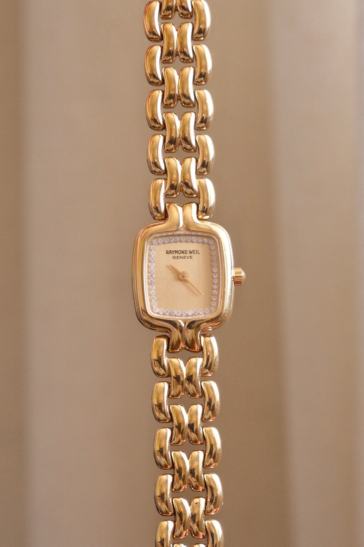Rare vintage 18k gold plated champagne dial Raymond Weil  watch working