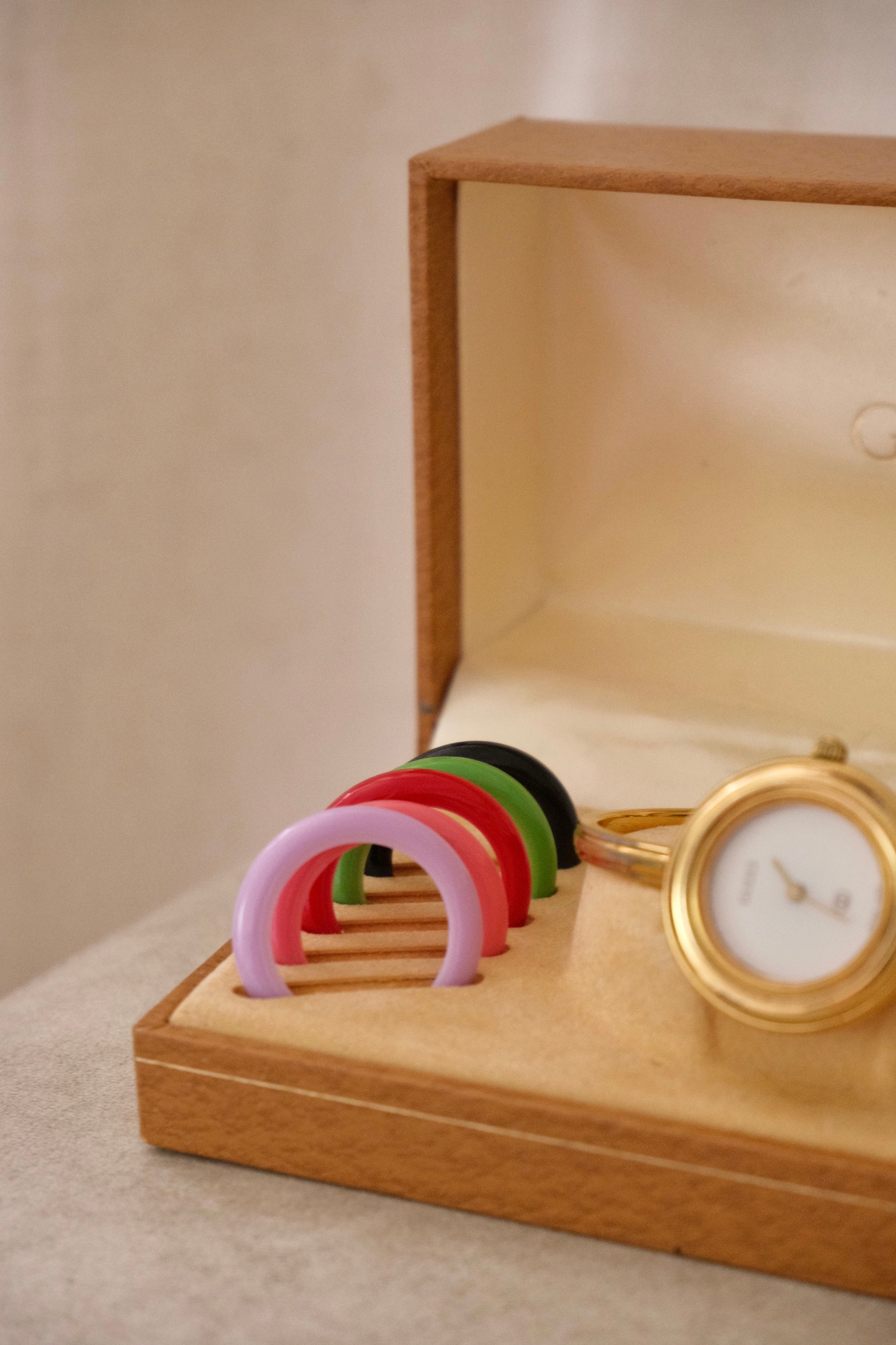 RARE Vintage Gucci Interchangeable Bezel Watch FULL SET with Box