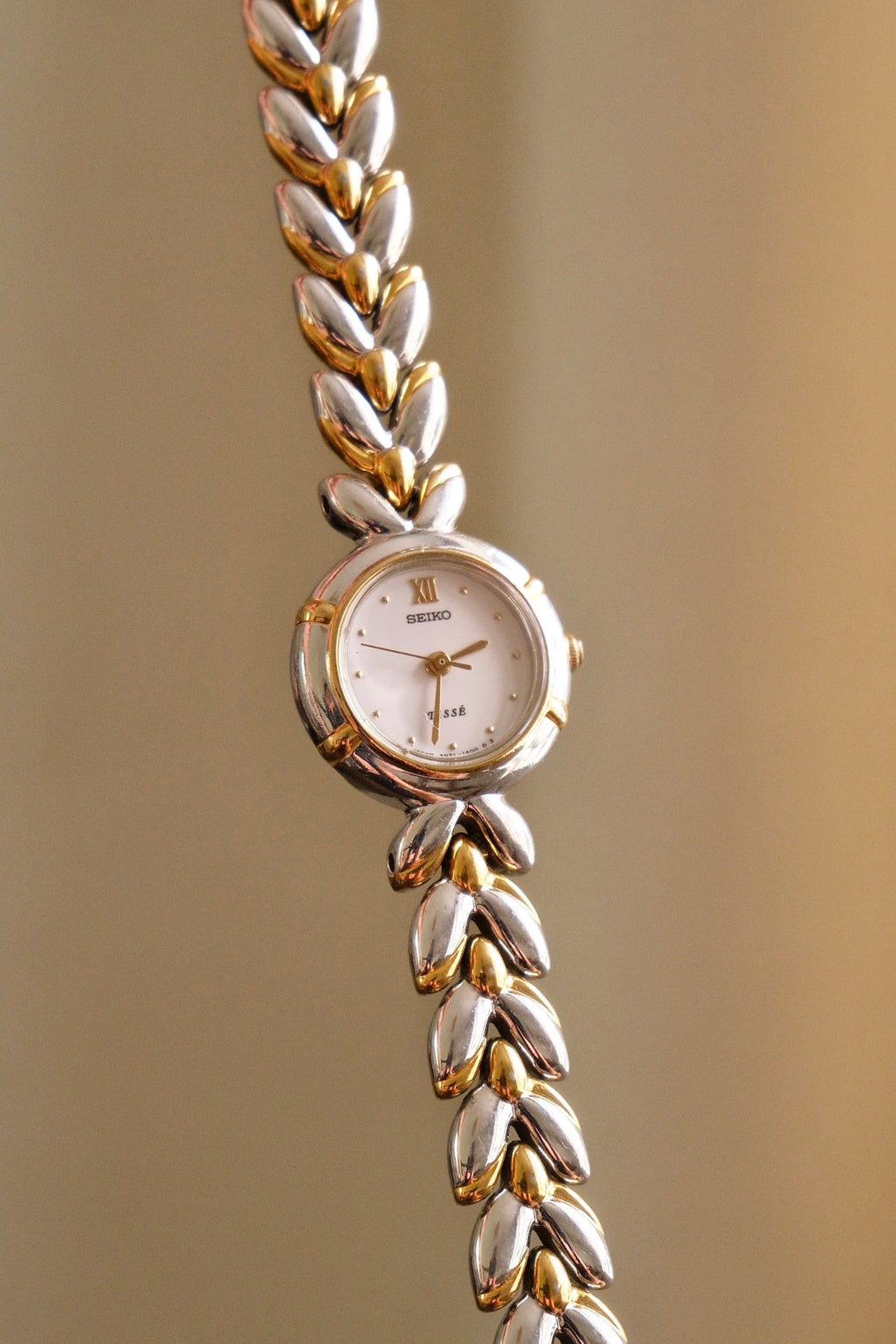 Vintage 90s Ladies Gold Two Tone Seiko Tissé Dainty Quartz Watch