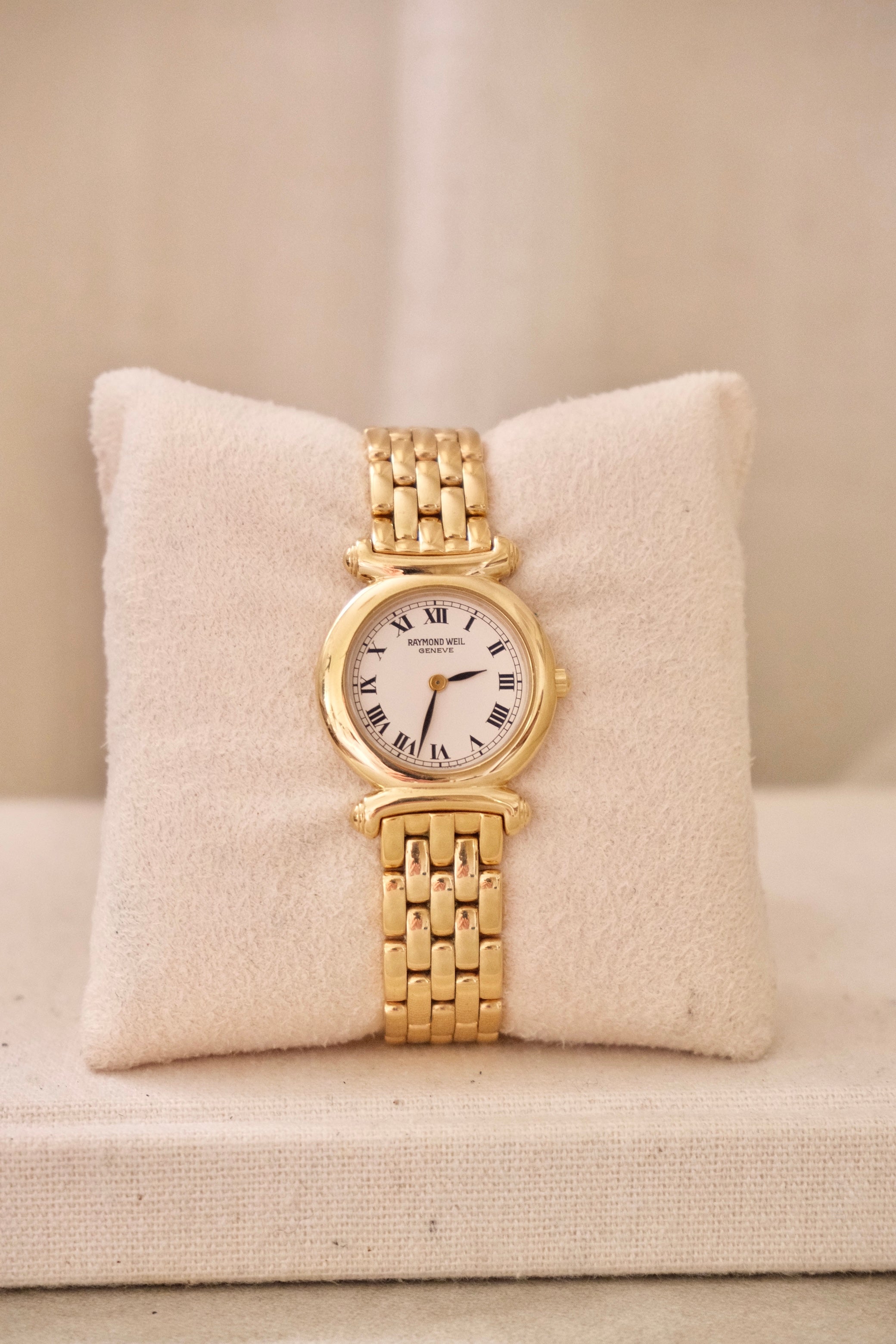 Vintage Women’s 18k Gold Plated Raymond Weil Watch