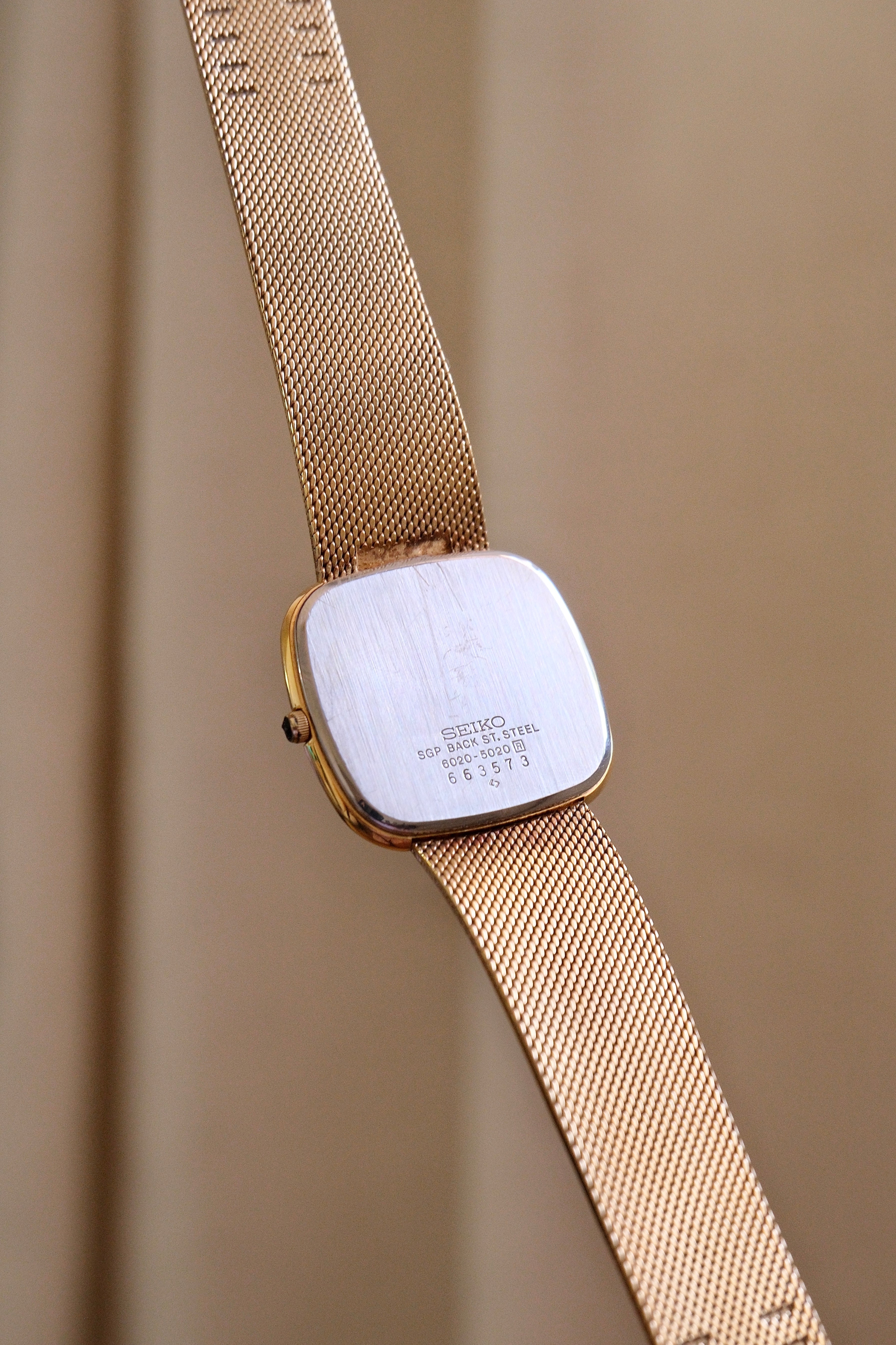 Rare Unisex Vintage 80s Gold Plated Seiko Watch in Original Box Working