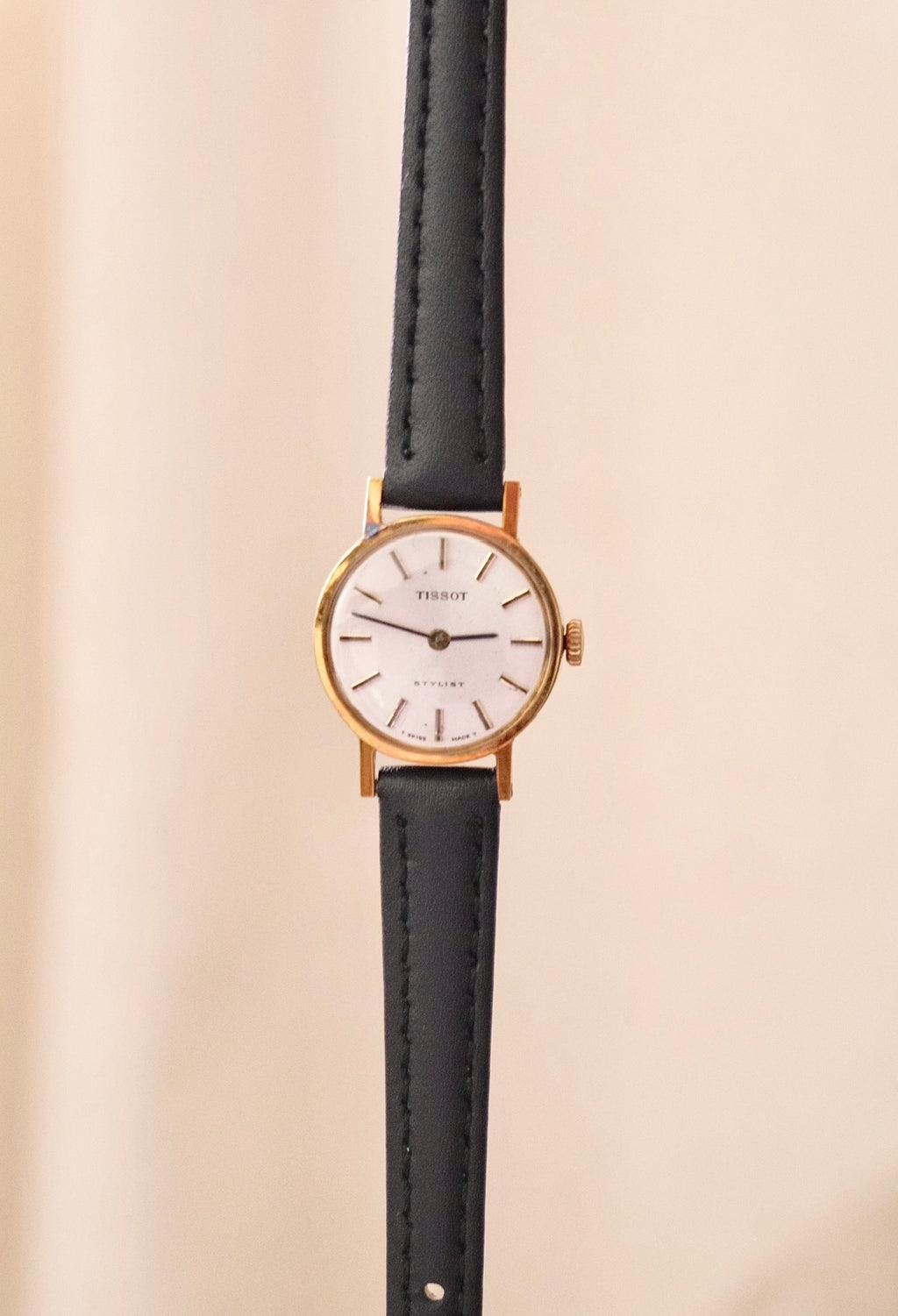 Vintage ladies gold Tissot leather strap mechanical watch working