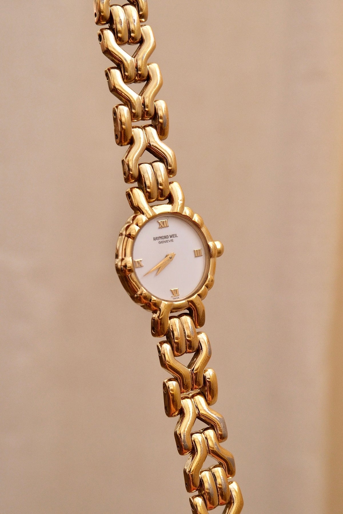 Rare vintage 18k gold plated Raymond Weil watch working