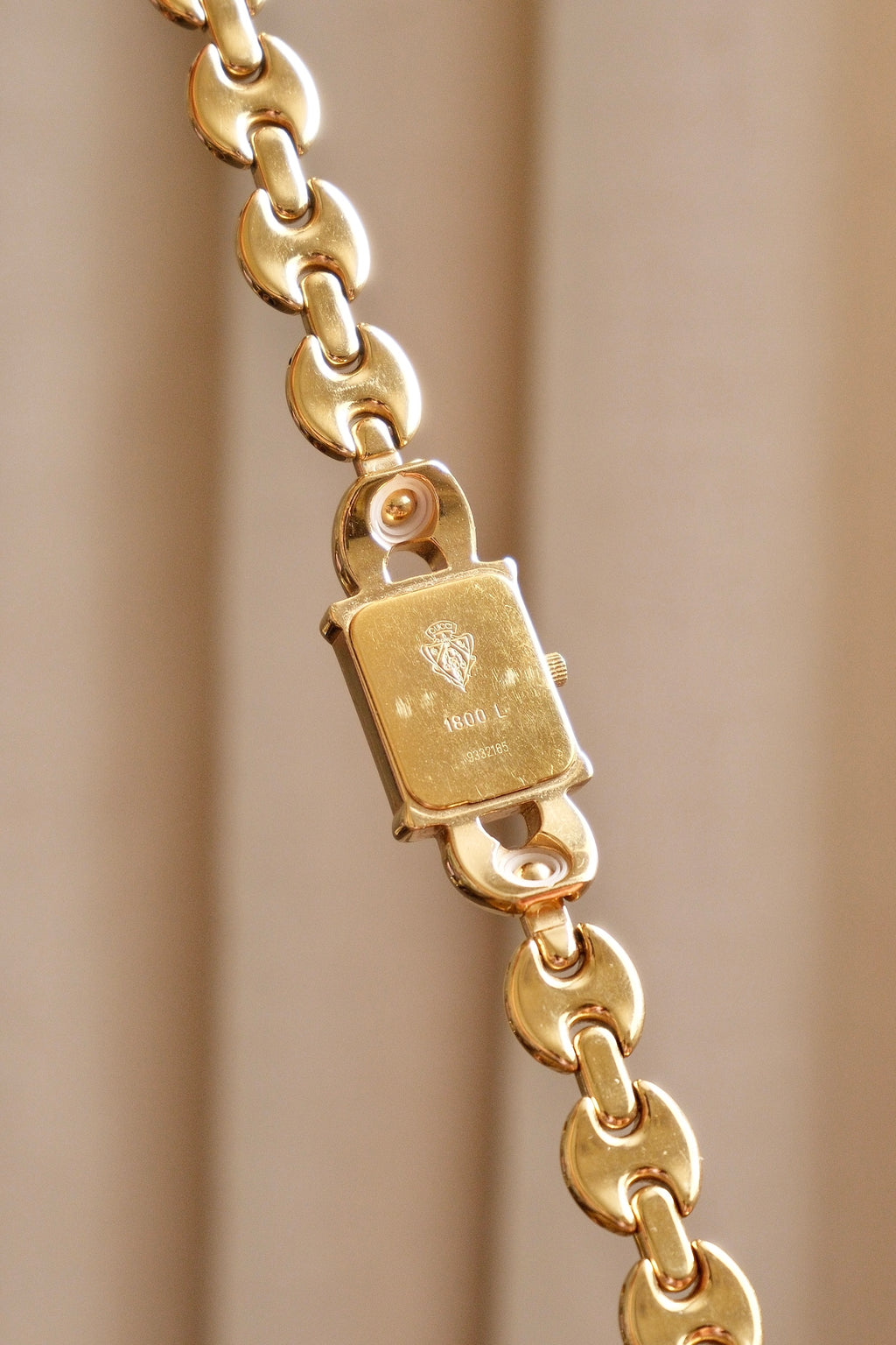 Vintage Gucci 1800L Watch Gold Plated Marina Link Bracelet Working