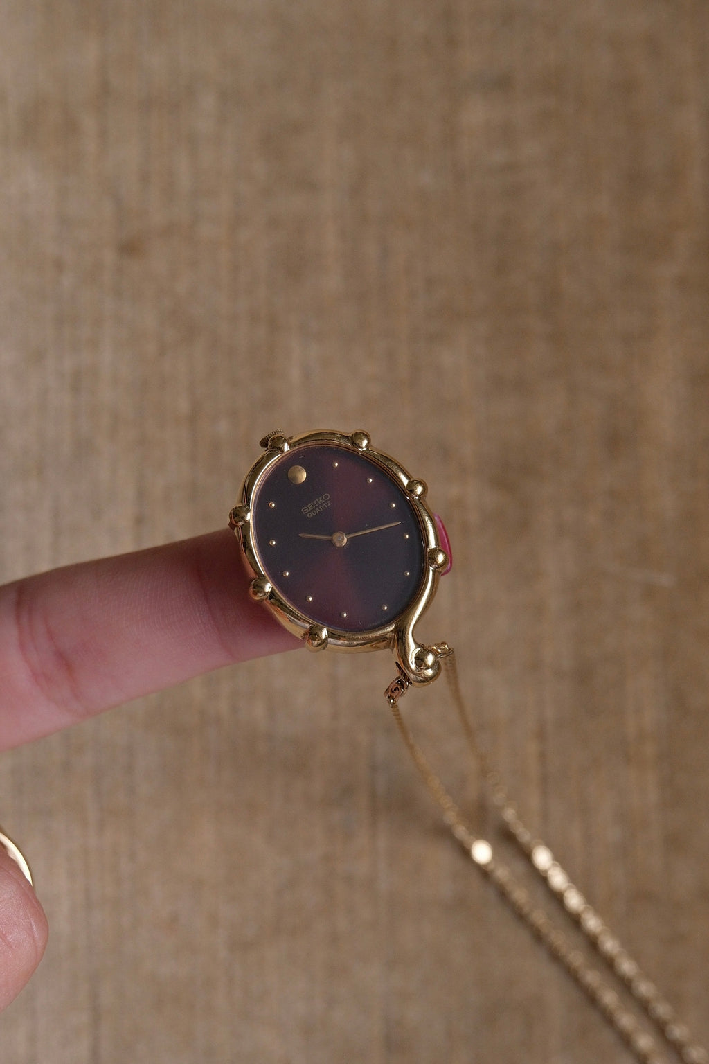Rare 1980s Seiko Gold Plated Pendant Watch Necklace, Burgundy Maroon Dial Quartz Watch with Chain