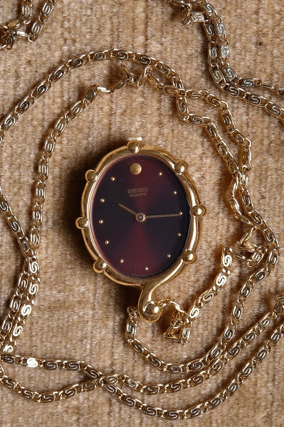 Rare 1980s Seiko Gold Plated Pendant Watch Necklace, Burgundy Maroon Dial Quartz Watch with Chain