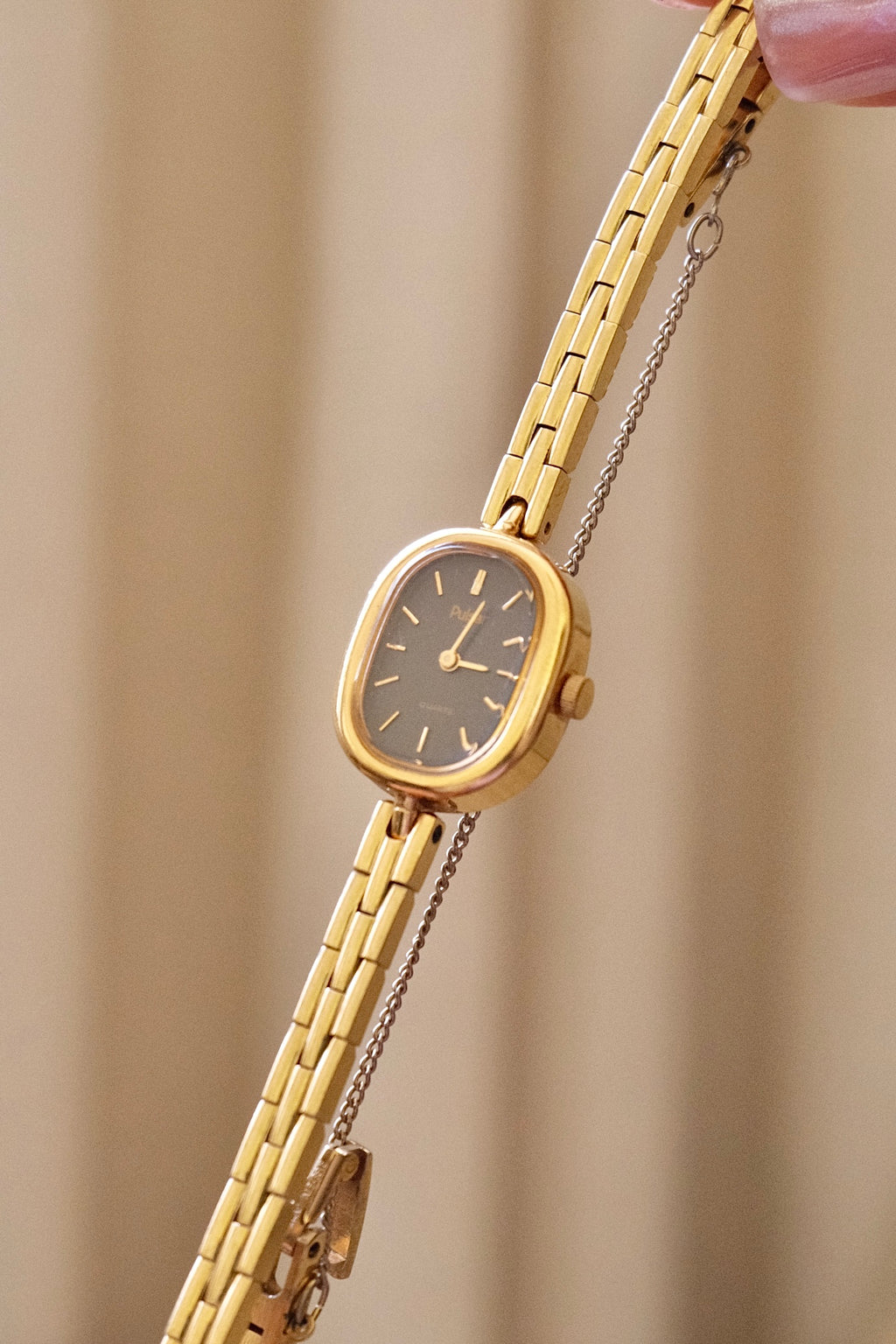 Vintage Ladies Gold Pulsar Watch Black Dial Working