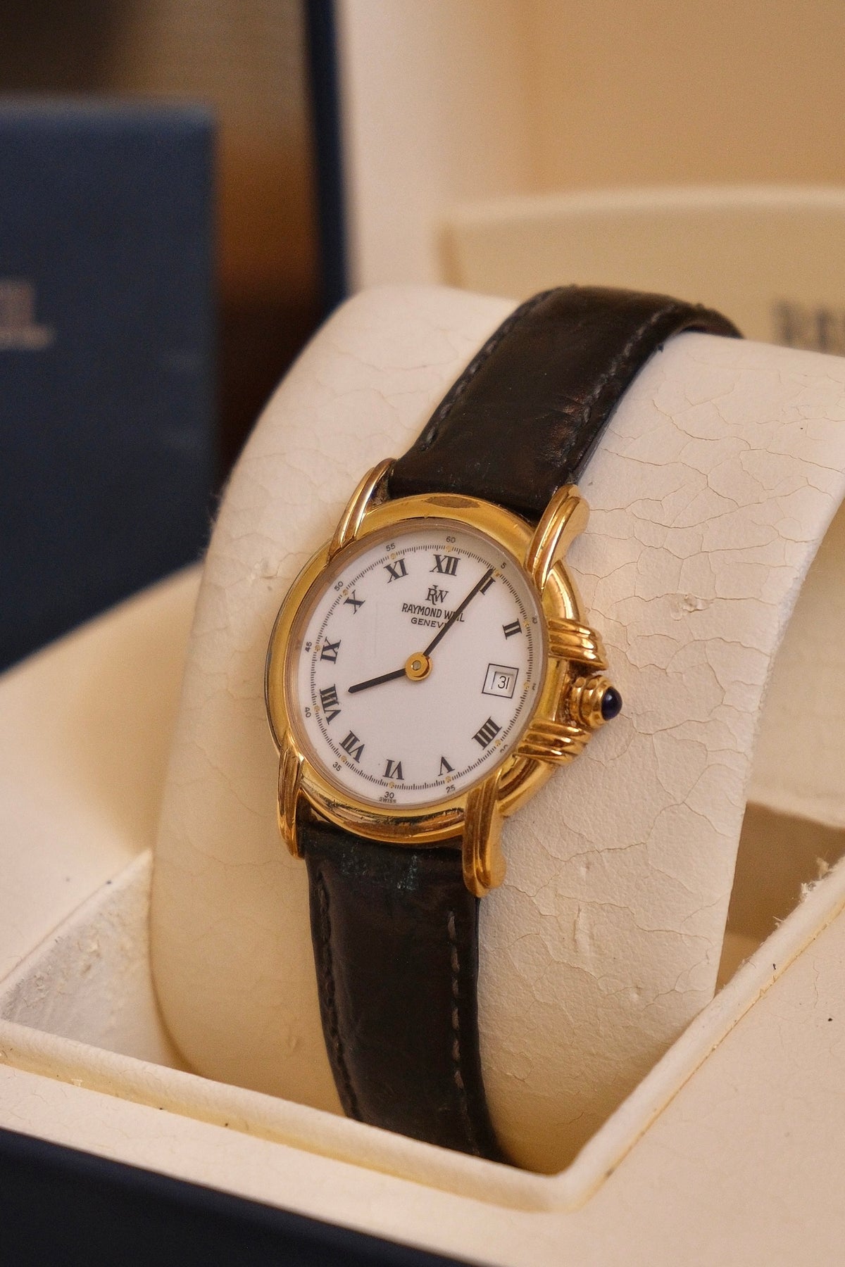 Ladies Raymond Weil Vintage Genève 9955 18k Gold Plated Quartz Watch With Authentic  Blue Cabochon Sapphire Crown with Box and Papers
