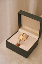 Near Mint Rare Vintage Ladies 1900L Gold Bangle Gucci Watch In Box