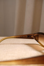 Vintage Gucci Ladies Tortoise Shell Gradient Lens Eyewear Sunglasses with Case