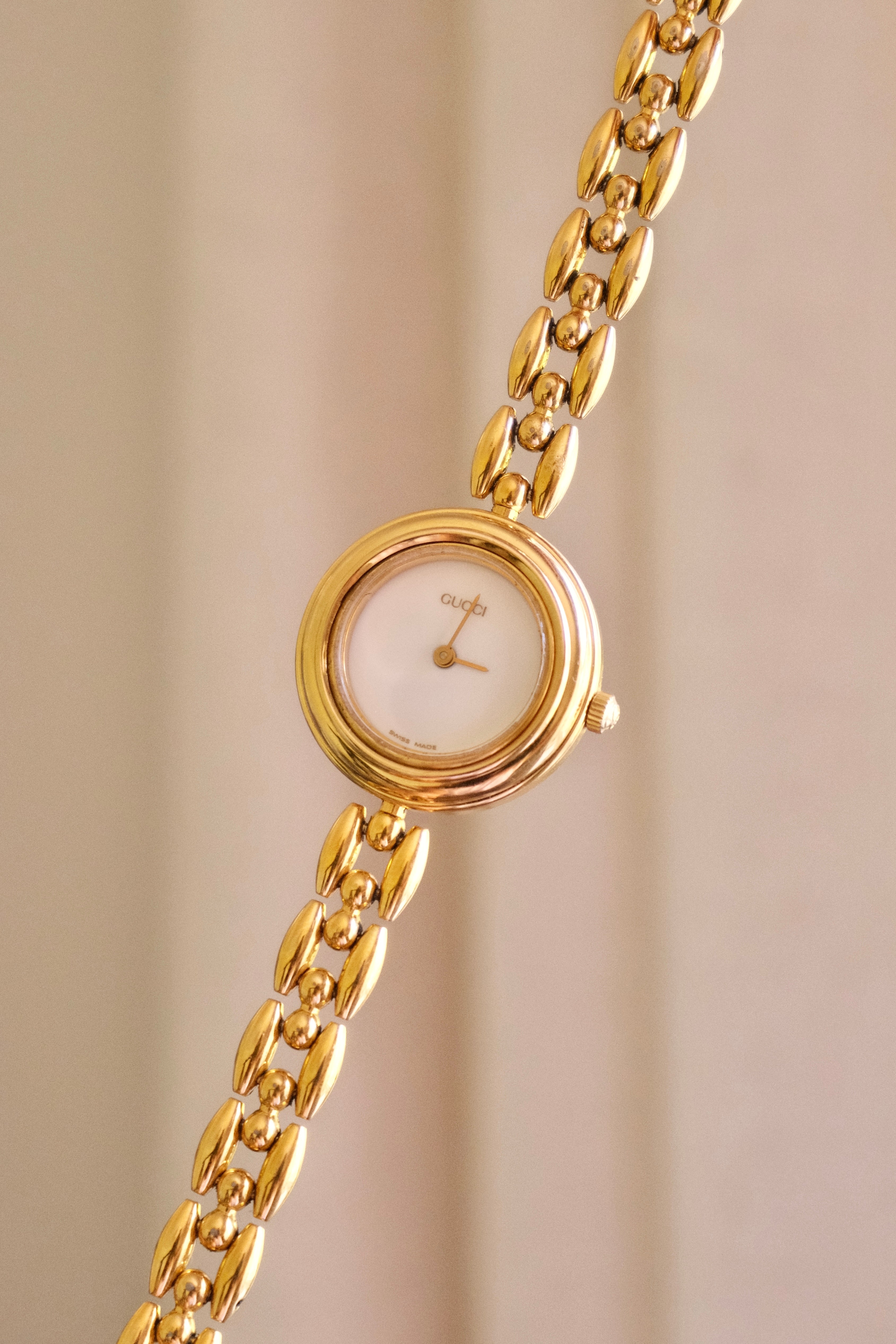 Vintage 1990 Gucci 11/12.2 Interchangeable Bezel Watch Gold Plated Swiss Ladies Watch Original Box