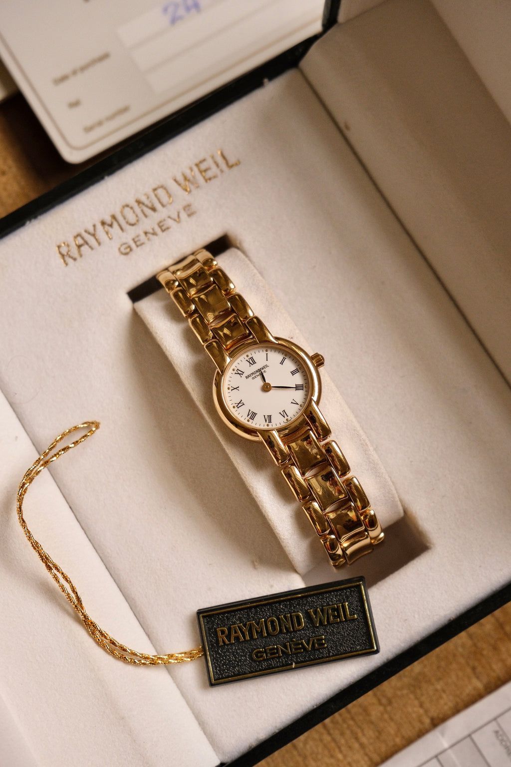 1992 Ladies Gold Raymond Weil Geneva Watch Roman Numerals with Box and Papers