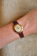 Vintage Ladies Gold Gucci 3000L Swiss Quartz Watch, Roman Numeral Bezel Leather Strap
