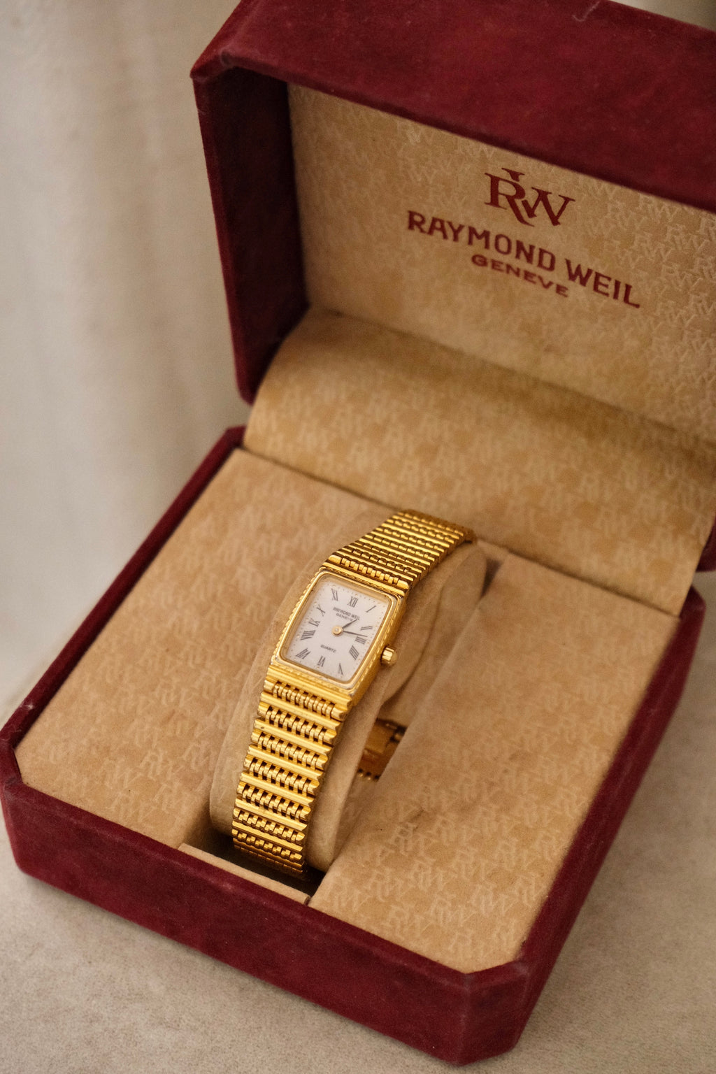 Rare Vintage Ladies 18k Gold Plated Raymond Weil Tank Watch in Box