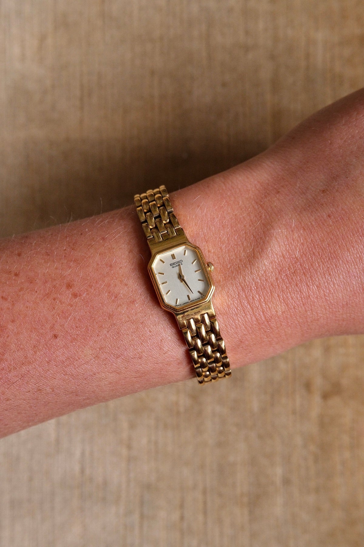 90s Ladies Petite Gold Seiko Quartz Watch