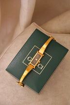 Vintage Ladies 1500L Gold Gucci Horsebit Watch with Black Dial in Box