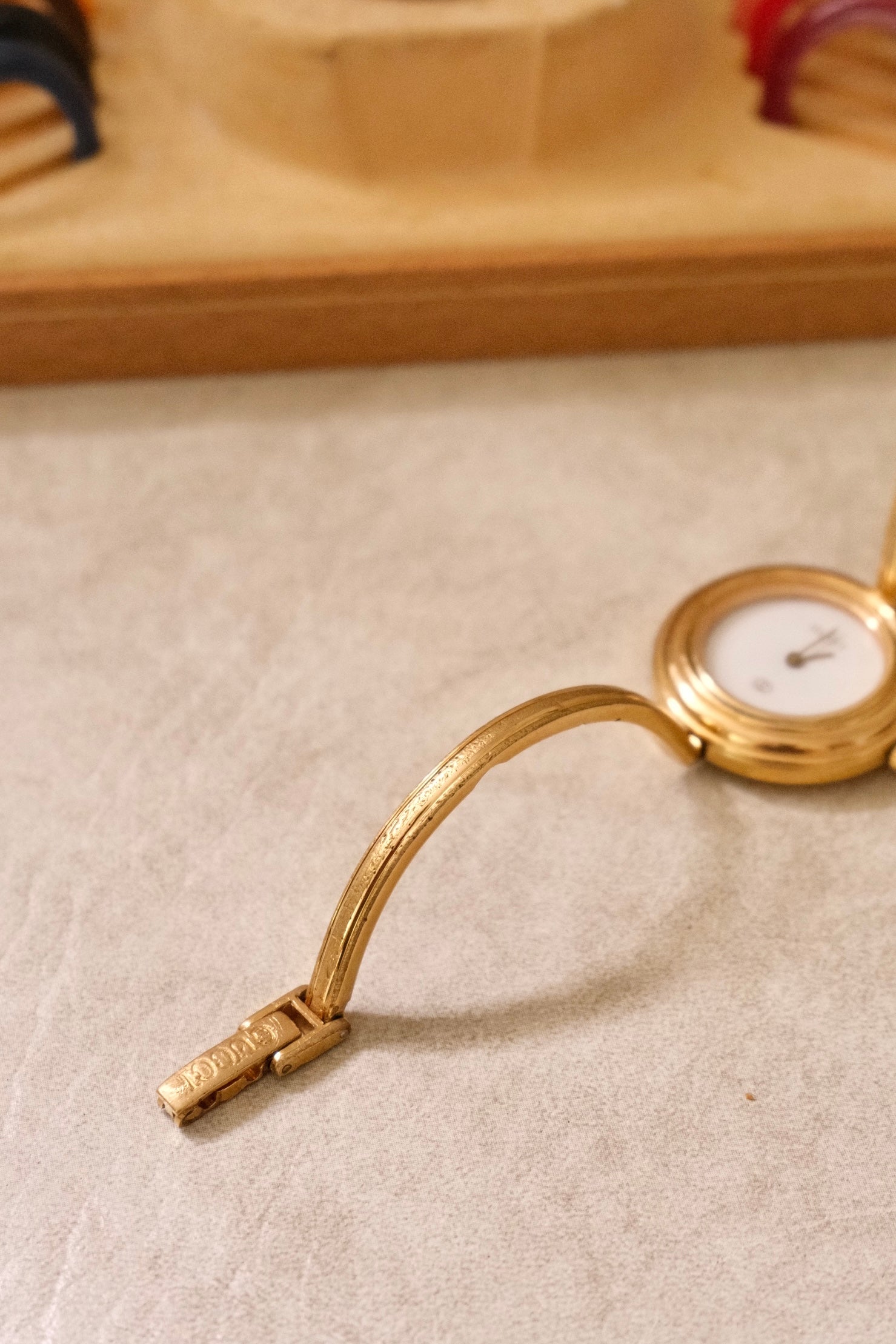 RARE Vintage Gucci Interchangeable Bezel Watch FULL BEZEL set with Box